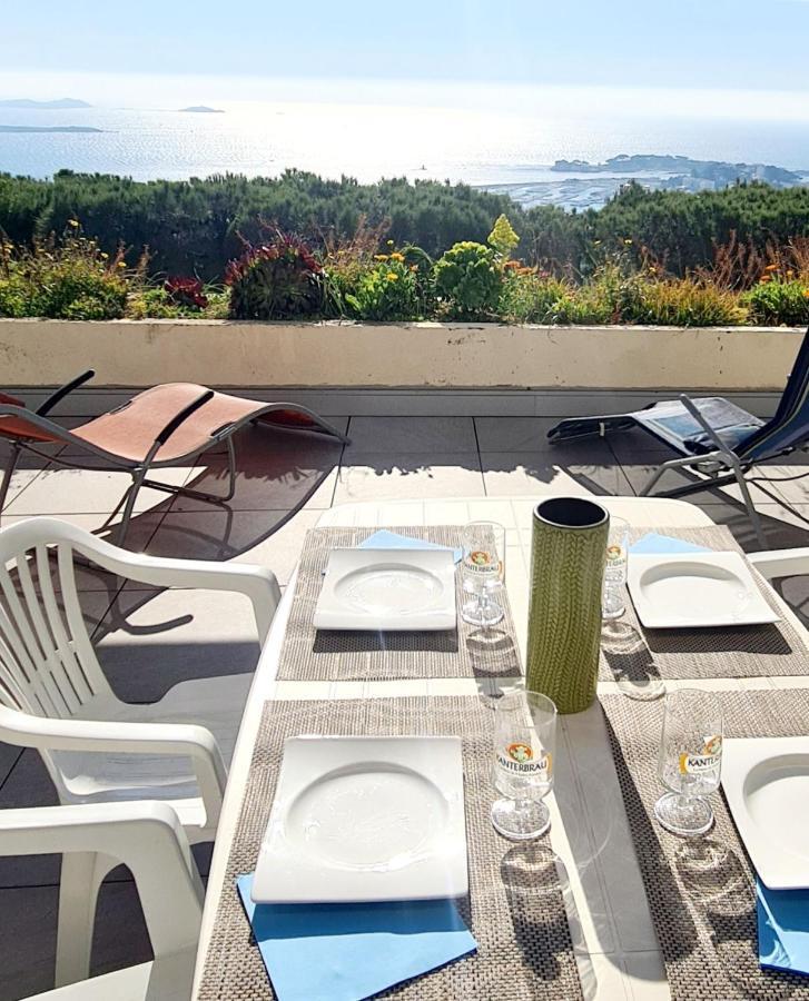 Vue Mer Panoramique Et Piscine 방돌 외부 사진
